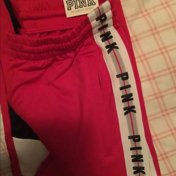 Pink track - Picture 2 of 3